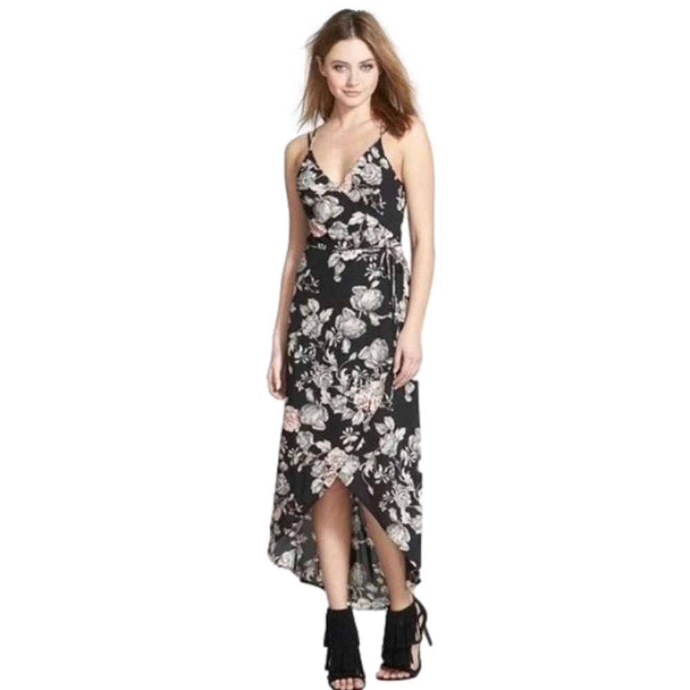 Astr Black Floral High-Low Maxi Dress  Medium